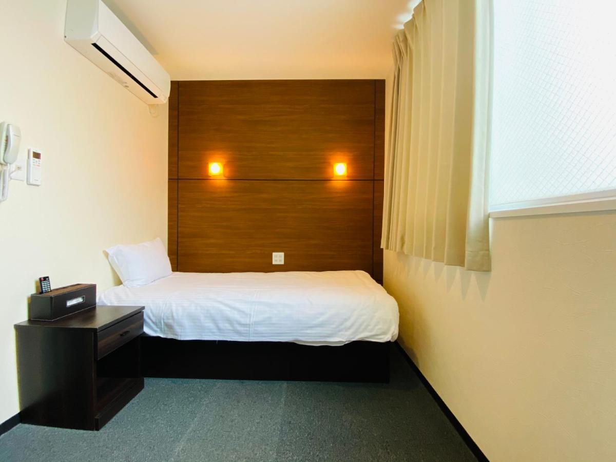 โอโย 44746 พลาซา อิน นัมบะ มินามิ Hotel โอซาก้า ภายนอก รูปภาพ
