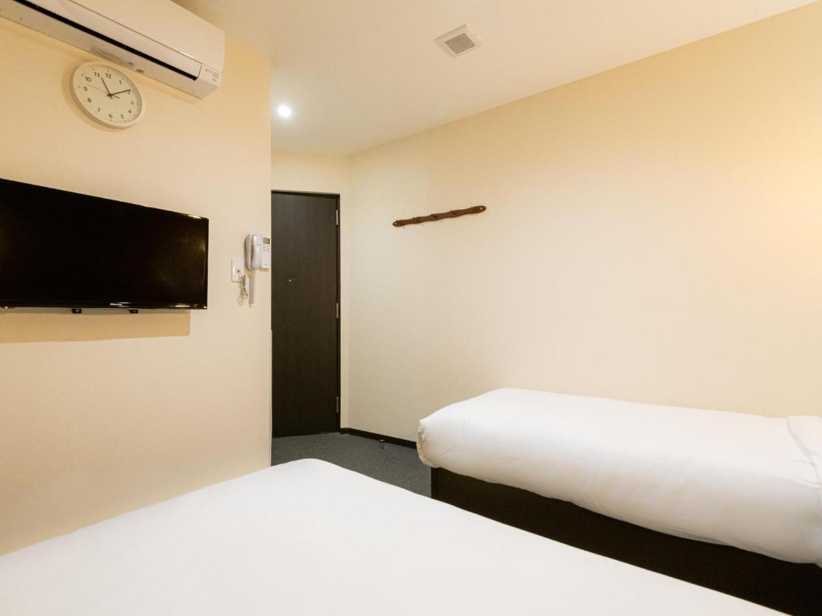 โอโย 44746 พลาซา อิน นัมบะ มินามิ Hotel โอซาก้า ภายนอก รูปภาพ